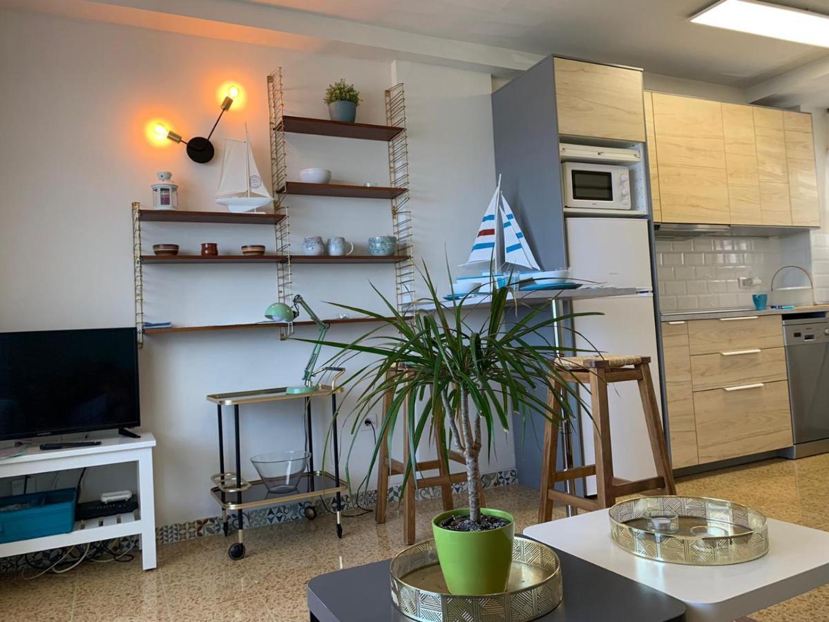 Modern Studio On The Beach Такоронте Экстерьер фото