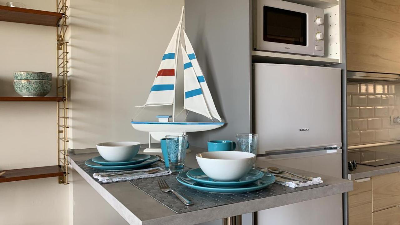 Modern Studio On The Beach Такоронте Экстерьер фото
